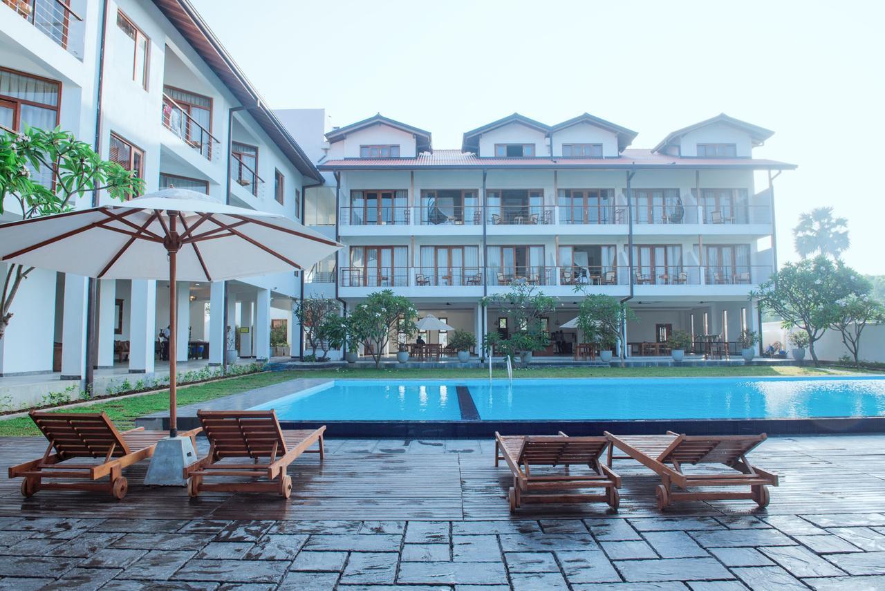 Cardamon Hotel 닐라벨리 외부 사진